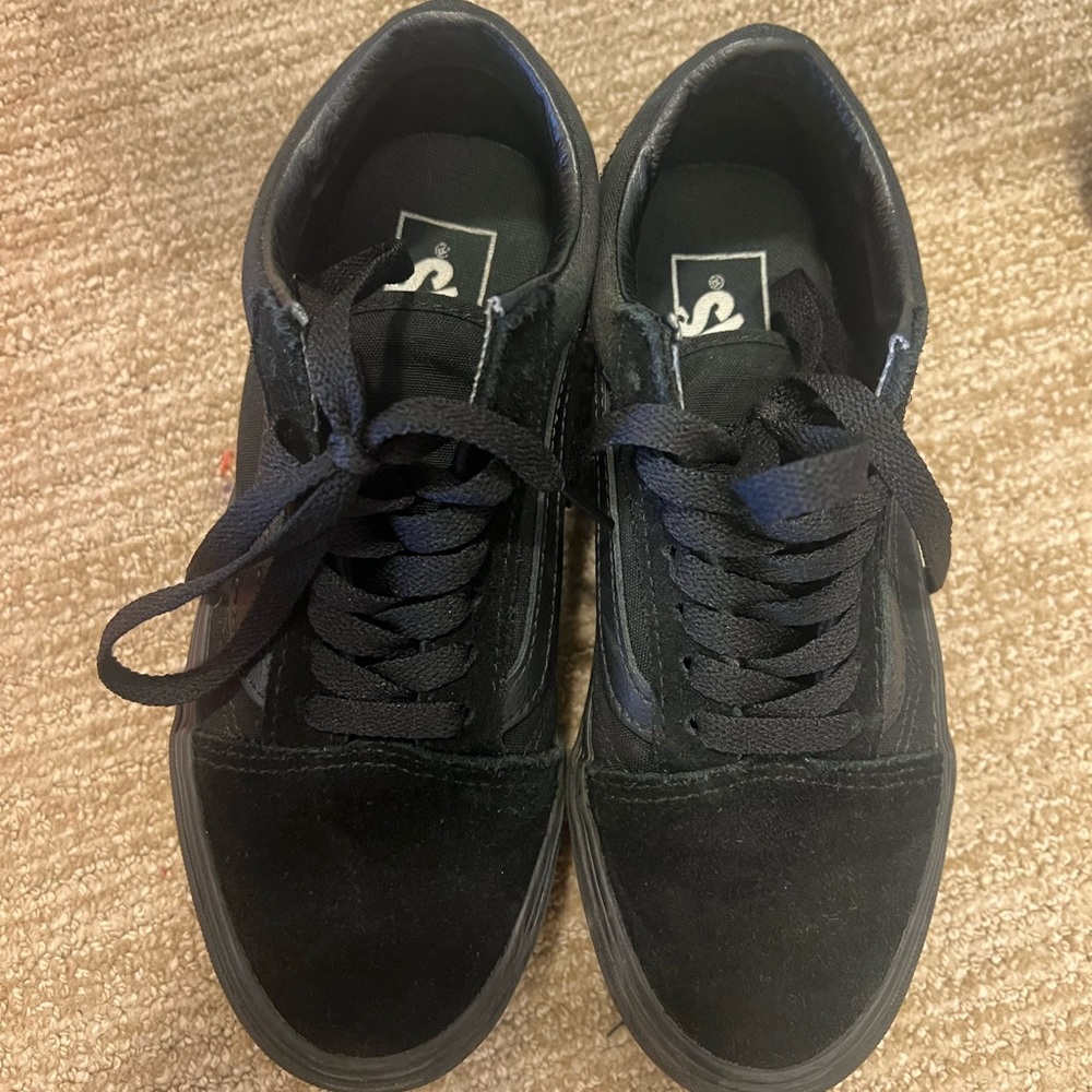 Black Vans